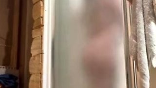 Close up MiLF getting it in the ass