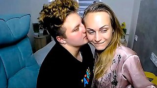 Kissing 73