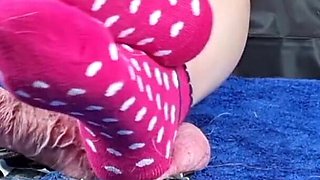 Amateur Ballbusting and Crunshing with Hot Socks and Barfoot