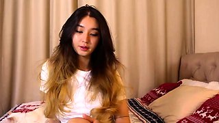 Romanian amateur webcam teen masturbate