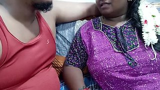 Desi Wife Veni Hot Blowjob and Big Natural Tits Sucking Milk