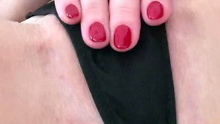 Alice Amateur Blonde Toys Masturbation