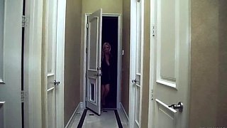 Blonde gets her solo orgasm in a bathroom