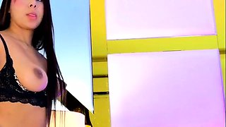 amateur vip ass flashing boobs on live webcam