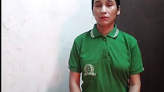 Desi aunty ko saman dene ke bahane pel diya