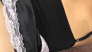 Logan Creampies Hot Housekeeper Bats