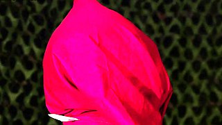 Cockhungry CFNM babes gives BJ to random