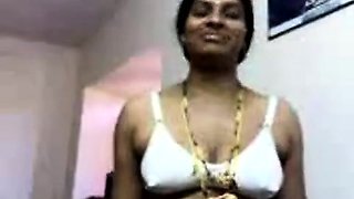 Hot Telugu Aunty Display Herself To Cu