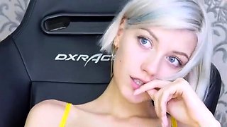 Sexy Amateur 18 Blond Teen First Time Webcam