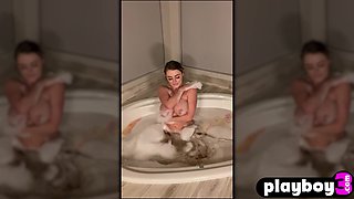 Big knockers Sophie Dee dildo nail herself