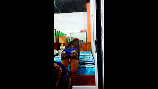 I Dressed Very Sexy to Wait for My Boyfriend and He Shamelessly Did Not Arrive, He Left Me Dressed and Wanting to Have Sex