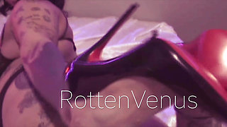 My Feet Are Your Number 1 Priority - Dirty Version