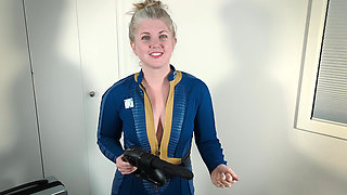 Vault Girl's Shrink Ray Turns You Into Her Beta Cuck