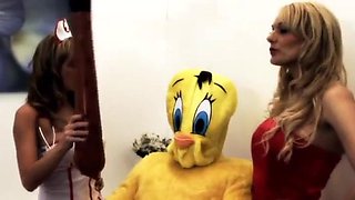 Who fucks with my wife toghetr roger rabbit? ft. Sharing, Anal, Milf, Cum  Housewife: Big Tits, Big Ass  Blowjob Porn