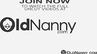Corpulent Solo Wife Auntie Trisha Toy Pleasure - OLDNANNY - Solo
