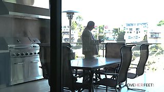 House Hunting - Amia Miley & Bill Bailey