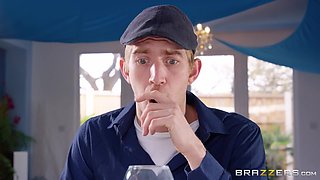 The Teen In The Tub With Luna Rival, Danny D - Brazzers