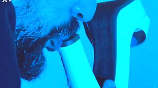 This Horny Milf's Feet Were Made For Your Pleasure