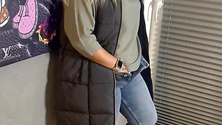 Bonie and Clyde Masturbation Stand Jeans Jacket Pussy Wet Fingering Rubbing Rubbing Clitoris Trembling Twitch Moaning Blonde Couple