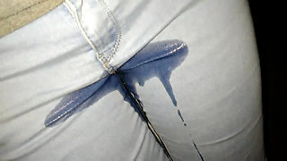 Userwish Piss in Jeans