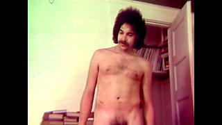 Hot vintage threesome for two wild girls