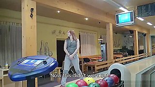 HUNT4K. Sex in a bowling place - I&#039;ve got strike!