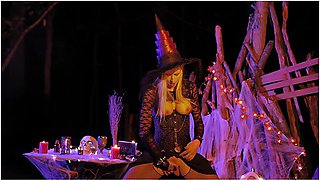 Kelly Dolls The Witch