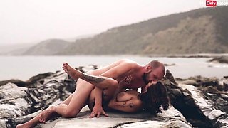 Rosy nymph - amateur outdoor sex trailer - mydirtyhobby