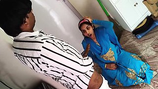 Sexy Indian Sister-in-Law Seduces Brother-in-Law with Big Cock in Homemade Village Fuck