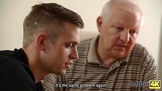 DADDY4K. Dad and 18yo girl hot babe intimacy in bed culminates..