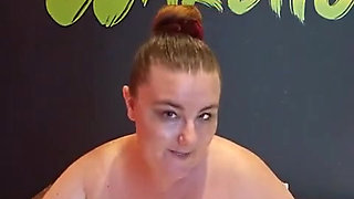 Cum join me in the bath at Warehouse-X ! I have toys! I will bring my ass if you bring you