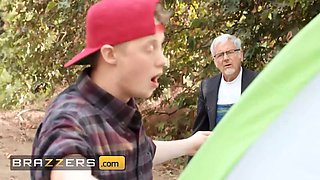 Avery Black & Zoey Sinn take turns on farm guy in wild 3some action