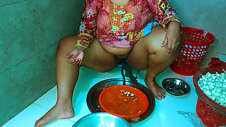 Desi Bhabhi Ji Ko Tremendous Choda Kitchen Par Jab Uski Cooking Karti Hoon