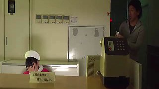 M803G09 Nurses who work night shifts Mr.Ms. frustrated! SEX with a nurse Mr.Ms. who has a nasty habit who masturbates at the reception desk at midnight and hides her voice in a hospital room at midnight!