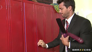 Slut In The School With Ramon Nomar, Sammie Spades - Brazzers