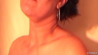 Amateur chubby MILF amazing xxx video