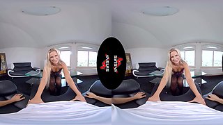 Lola Myluv - Lapdance - Sinsvr - Vr Porn Video - Sexlikereal