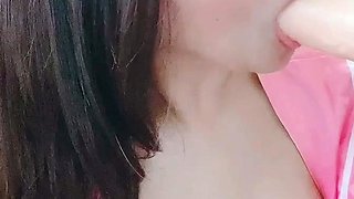 Webcam Asian camgirl testing brand new toy