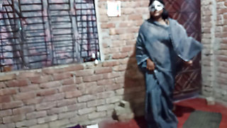 Desi Wife Slowly Undressing Saree