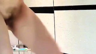 Stepdaughter's ruddy pussy (spy cam)