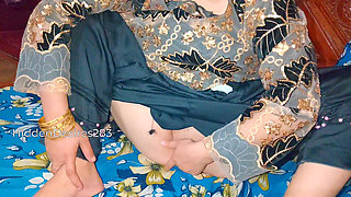 My Sexy Wife Fingering Masterbation Full Enjoy With Pink Pussy