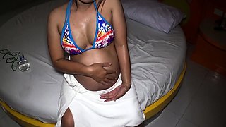 8 months pregnant Thai MILF amateur jerking off her husband