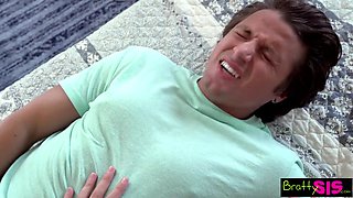 Сводный брат «Я просто буду все время пялиться на твои сиськи и киску» С16:Э1