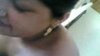 Indian auntie is mature but still horny as fuck for a quickie