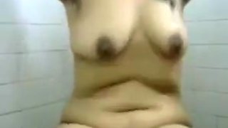 superb chubby indian aunty records herself bathing