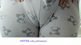 CAMELTOE- SWOLLEN PUSSY- PUSSY IN PAJAMAS