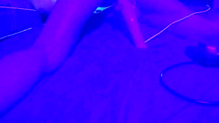 Sexy Stepmom Lets Go at the Club Behind Husbands Back