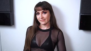 Domino Faye Fucking-the-Goth-Chick-outside-the-Club-in-Dutch
