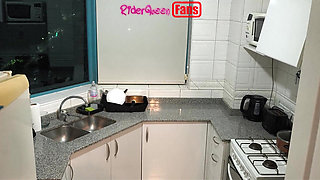 Video for Fans, the Secrets of a Stepmother in the Kitchen