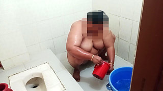 desi bathroom shower, Desi Step-sister Bathroom shower Mms